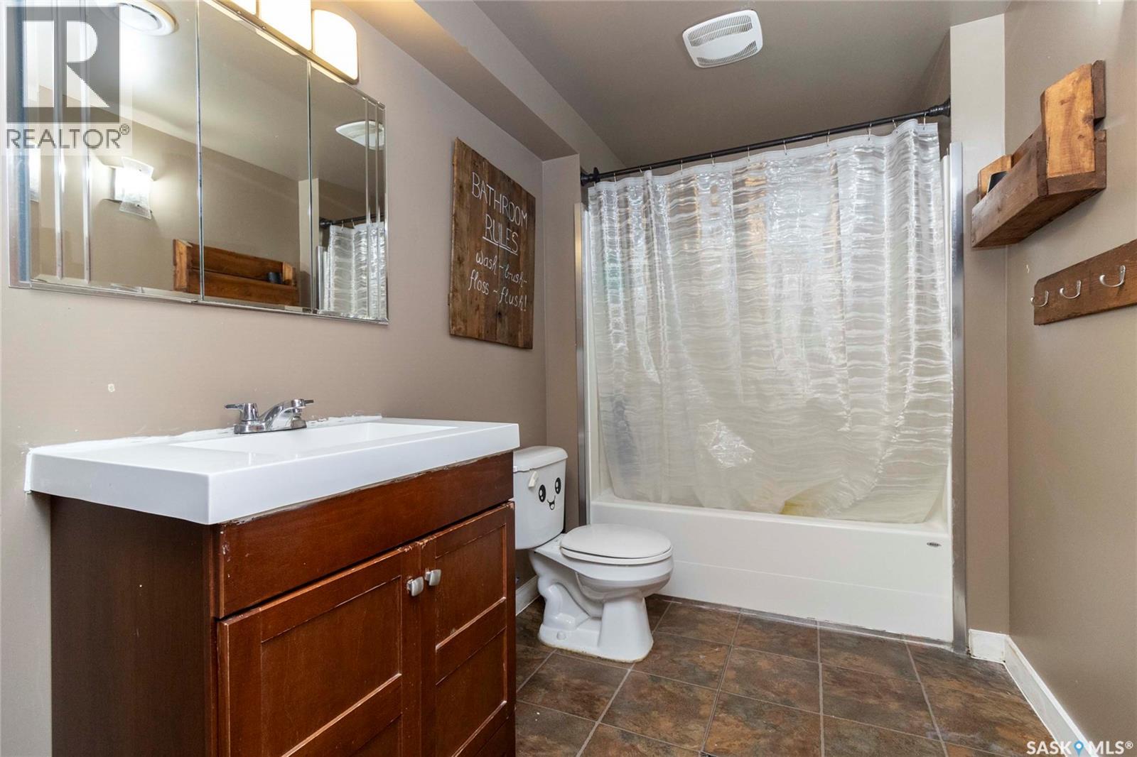 3501 33rd Street W, Saskatoon, Saskatchewan  S7L 4P6 - Photo 32 - SK049307