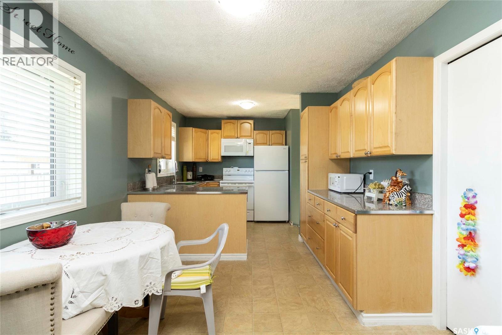 3501 33rd Street W, Saskatoon, Saskatchewan  S7L 4P6 - Photo 5 - SK049307