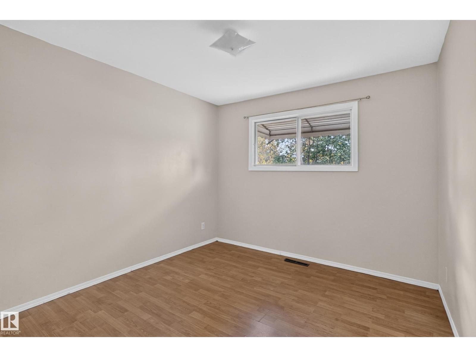 10508 60a Av Nw, Edmonton, Alberta  T6H 1K2 - Photo 22 - E4510399