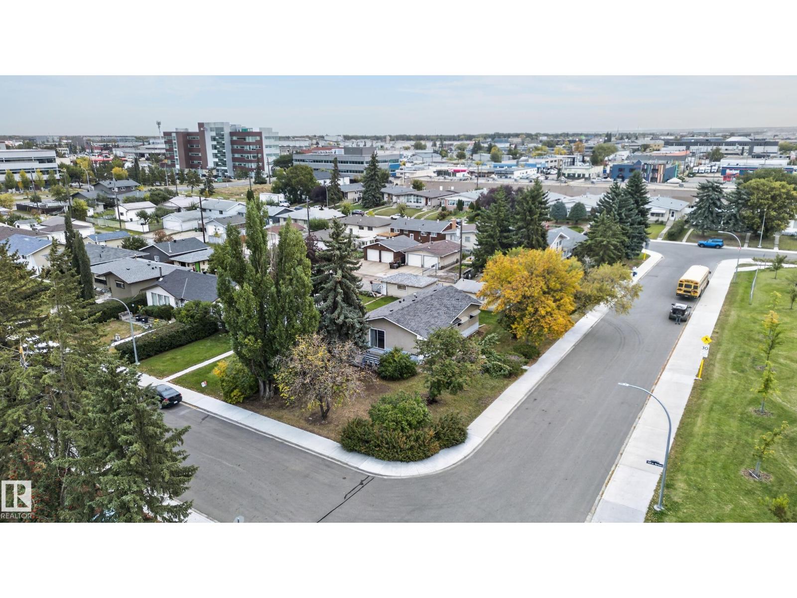 10508 60a Av Nw, Edmonton, Alberta  T6H 1K2 - Photo 52 - E4510399