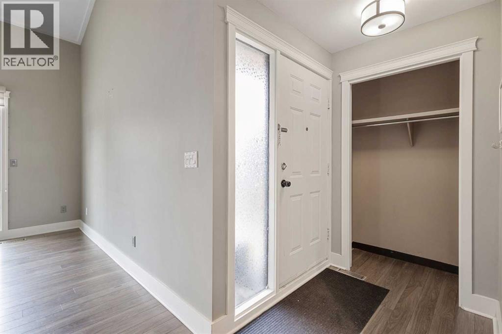 40 Edgemont Estates Road Nw, Calgary, Alberta  T3A 2M5 - Photo 6 - A2343158