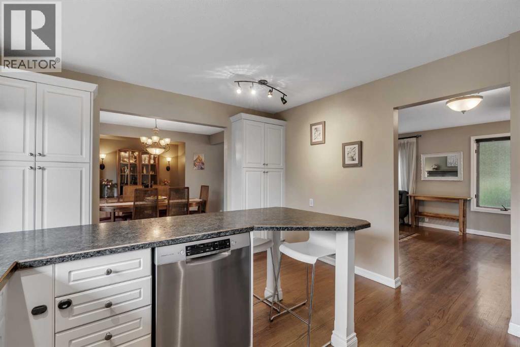 1308 Norfolk Drive Nw, Calgary, Alberta  T2K 5P6 - Photo 13 - A2347667