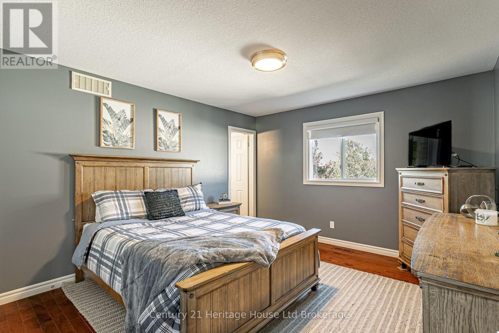 571 Tatham Boulevard, Woodstock, Ontario  N4T 0A7 - Photo 18 - X13828550