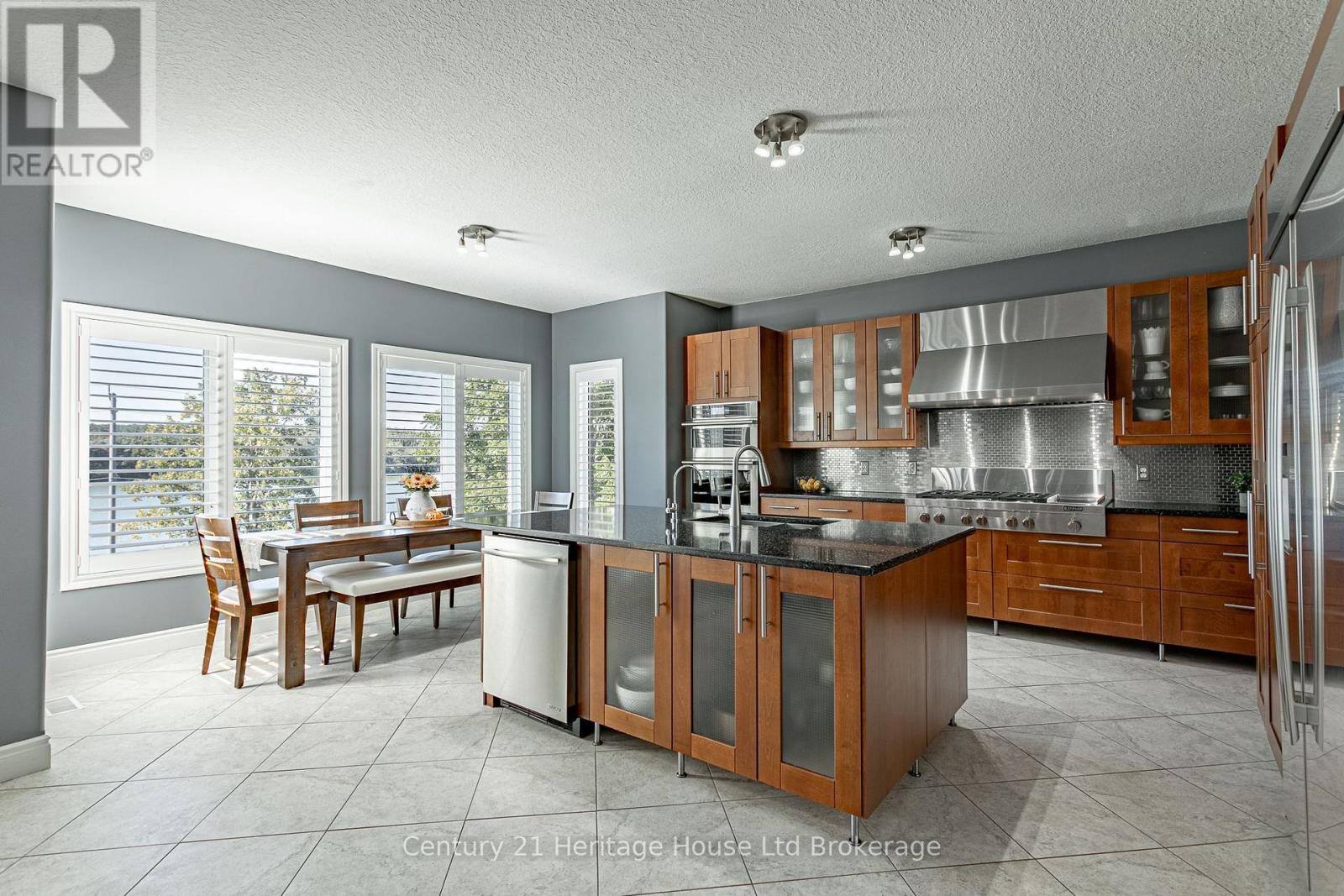 571 Tatham Boulevard, Woodstock, Ontario  N4T 0A7 - Photo 6 - X13828550