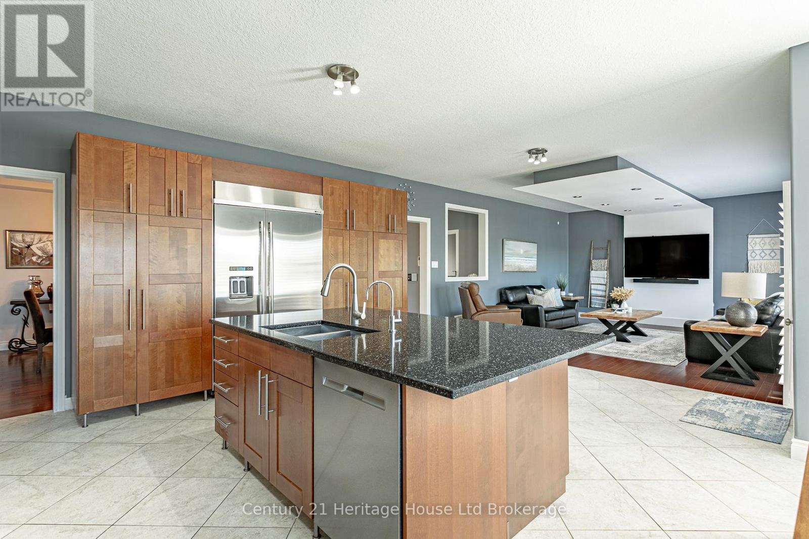 571 Tatham Boulevard, Woodstock, Ontario  N4T 0A7 - Photo 7 - X13828550