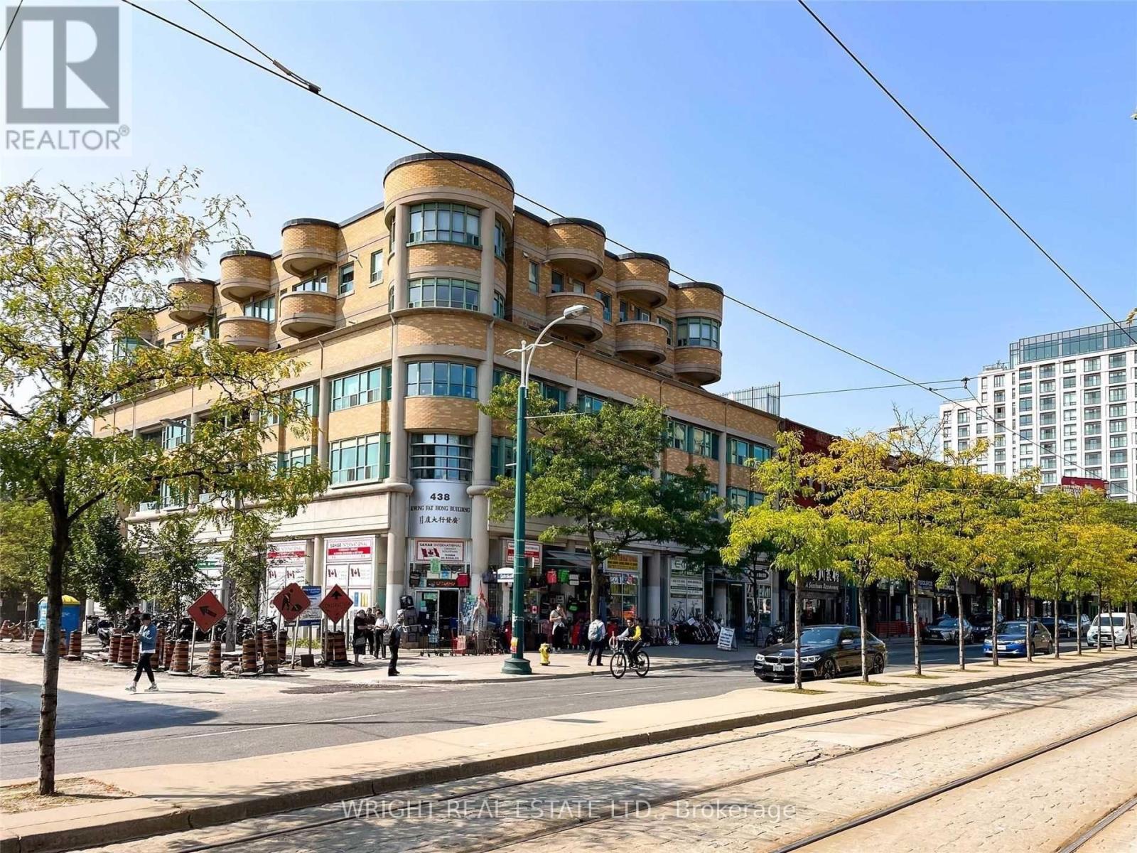 306 - 8 OXFORD STREET, Toronto, Ontario