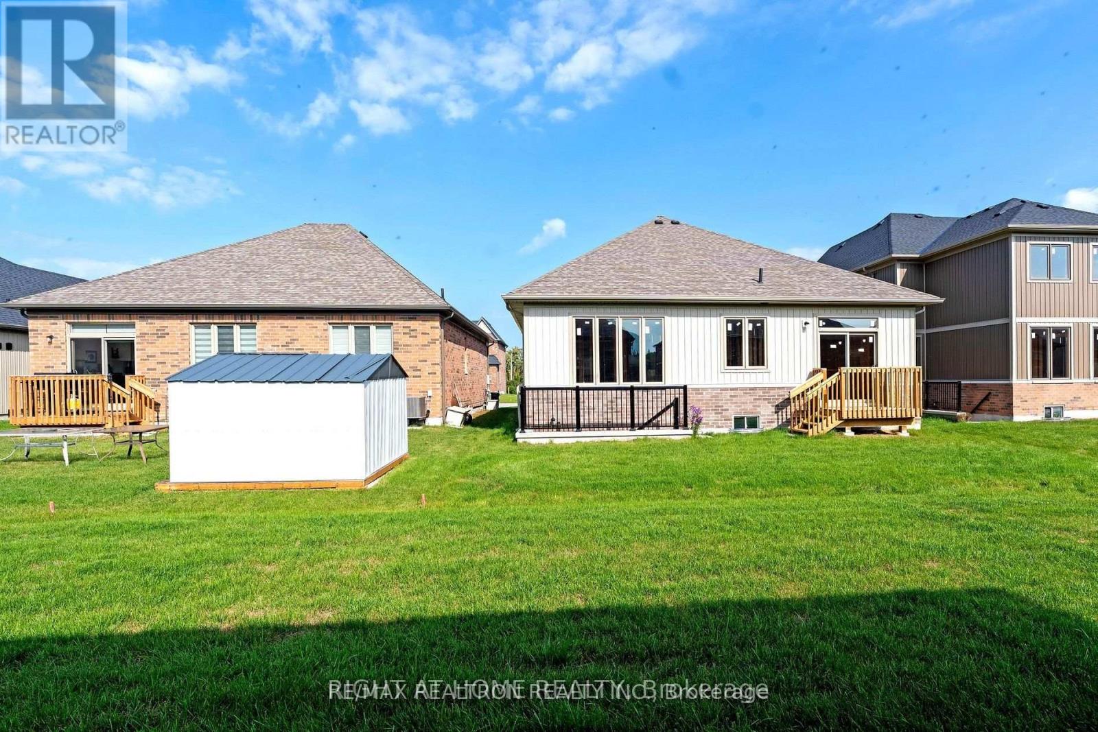 256 Duncan Street, Clearview, Ontario  L0M 1S0 - Photo 6 - S13176478