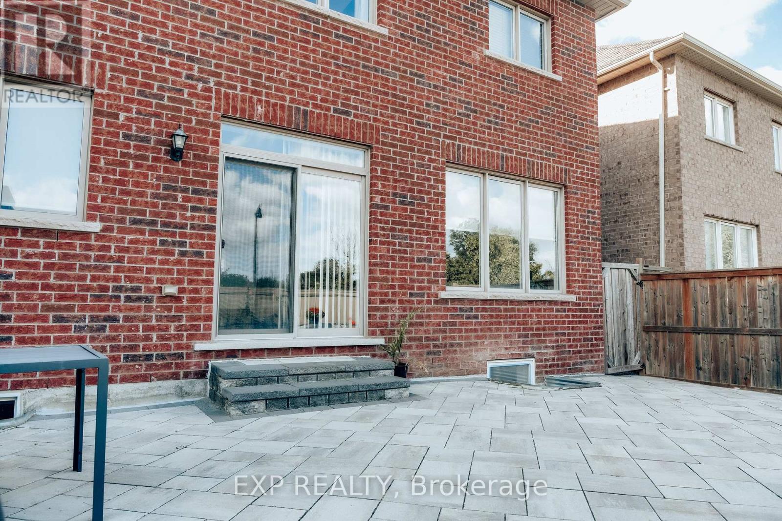 50 Kempsford Crescent, Brampton, Ontario L7A 4M5 - Photo 15 - W13824952