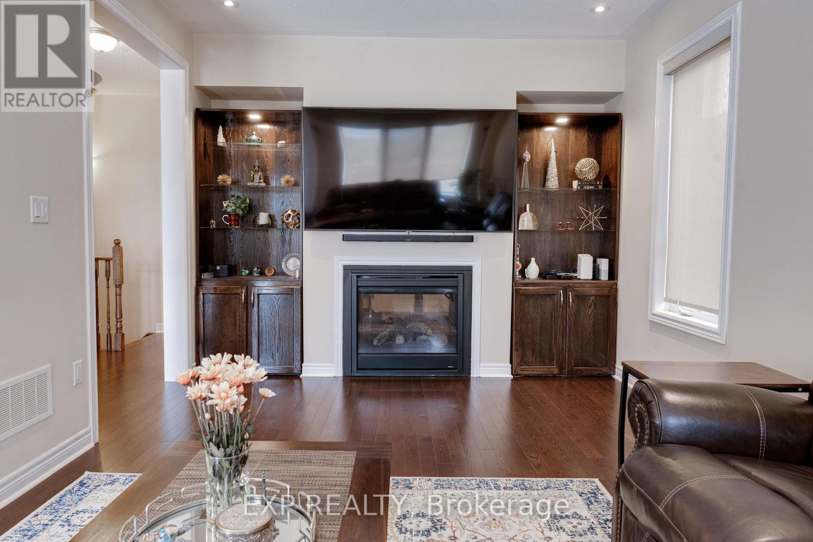 50 Kempsford Crescent, Brampton, Ontario  L7A 4M5 - Photo 6 - W13824952