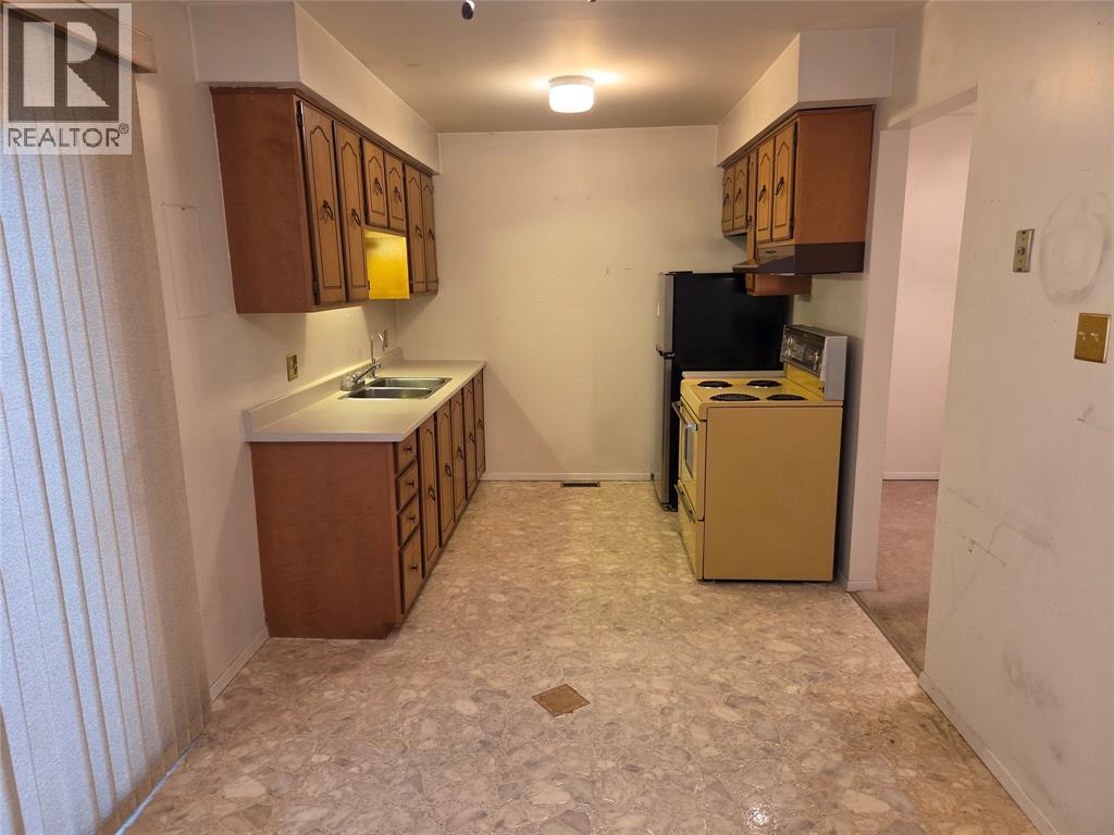 76 Olympus Court Unit# 54, Sarnia, Ontario  N7S 4S7 - Photo 2 - 26023564