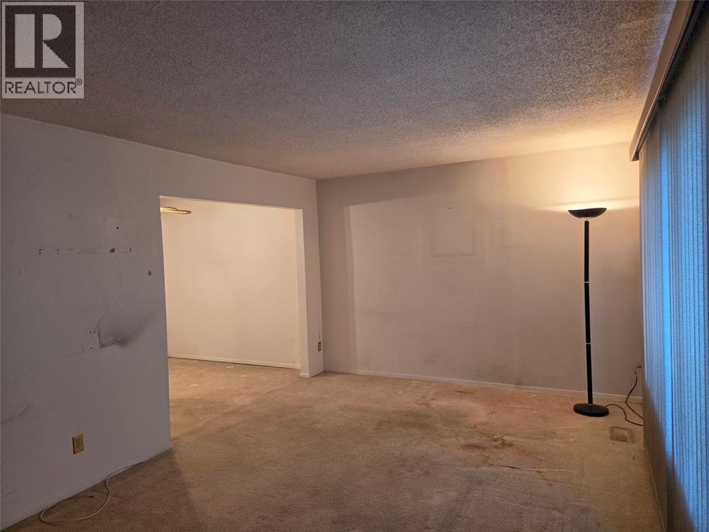 76 Olympus Court Unit# 54, Sarnia, Ontario  N7S 4S7 - Photo 6 - 26023564