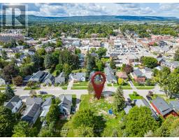 23 MARKET STREET, collingwood, Ontario