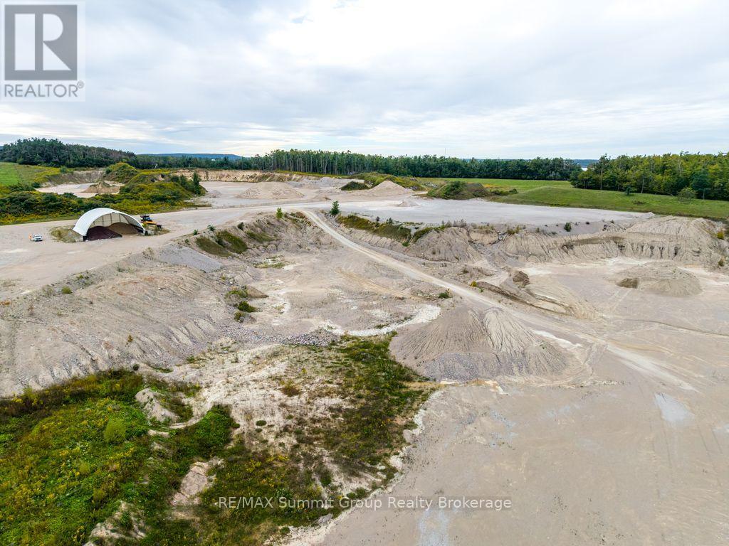 E Pt Lt 9 N Pt Lt 10 Line 14 N, Oro-Medonte, Ontario  L3V 6H1 - Photo 7 - S13828578