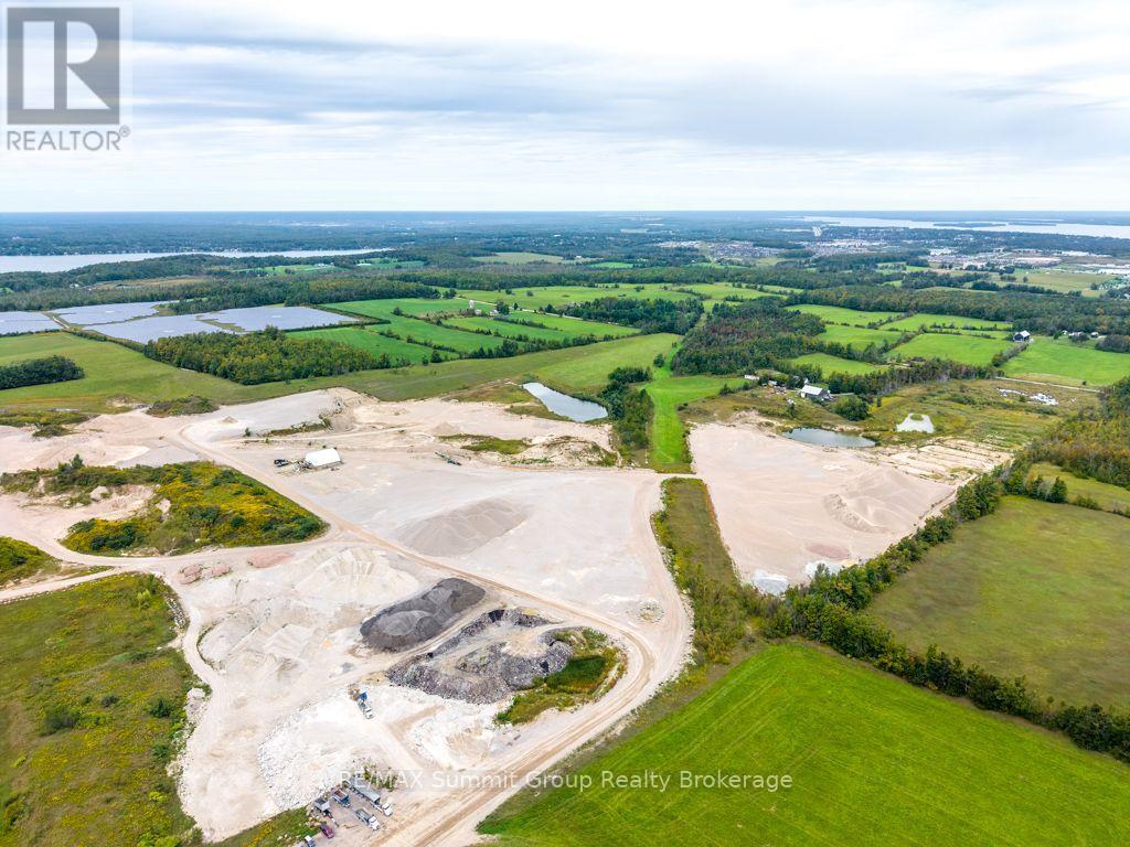 E Pt Lt 9 N Pt Lt 10 Line 14 N, Oro-Medonte, Ontario  L3V 6H1 - Photo 2 - S13828582