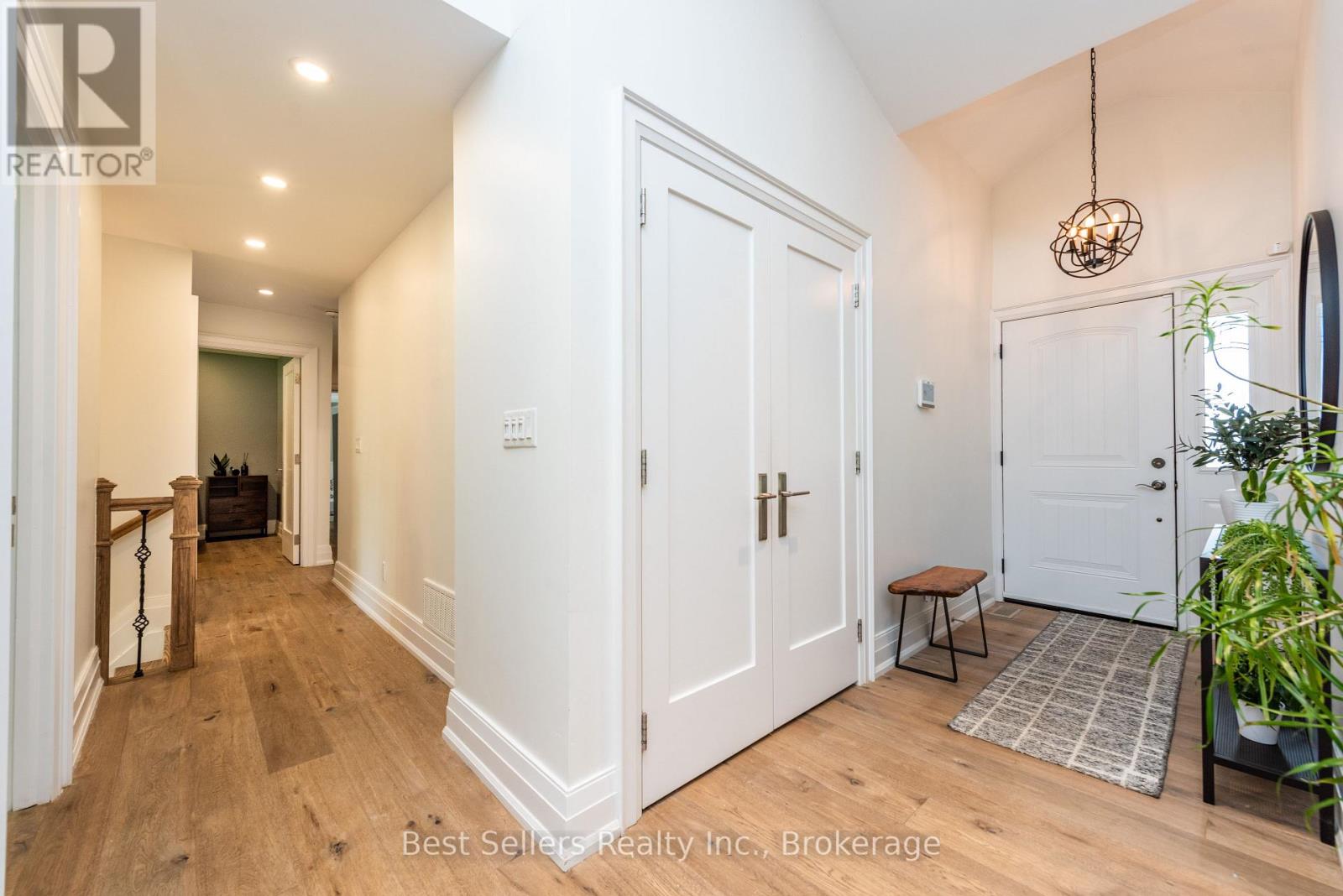 7407 Milburough Line E, Milton, Ontario  L0P 1B0 - Photo 19 - W13827076