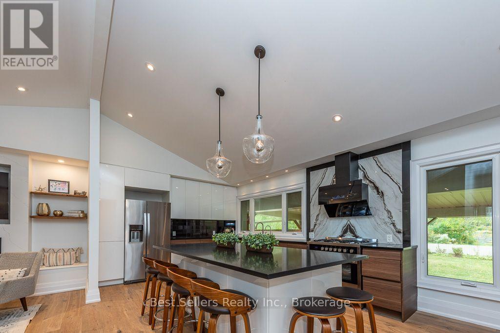 7407 Milburough Line E, Milton, Ontario  L0P 1B0 - Photo 16 - W13827076
