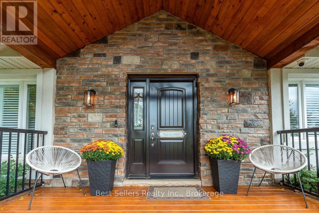 7407 Milburough Line E, Milton, Ontario  L0P 1B0 - Photo 5 - W13827076