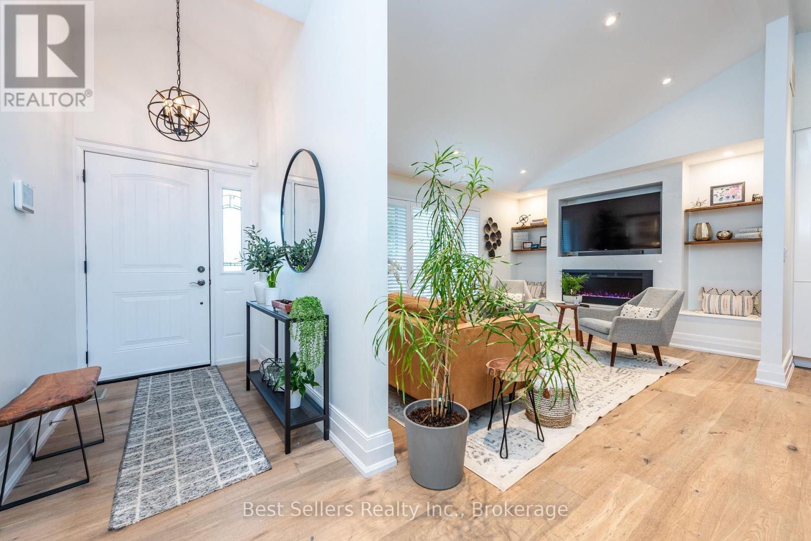 7407 Milburough Line E, Milton, Ontario  L0P 1B0 - Photo 6 - W13827076