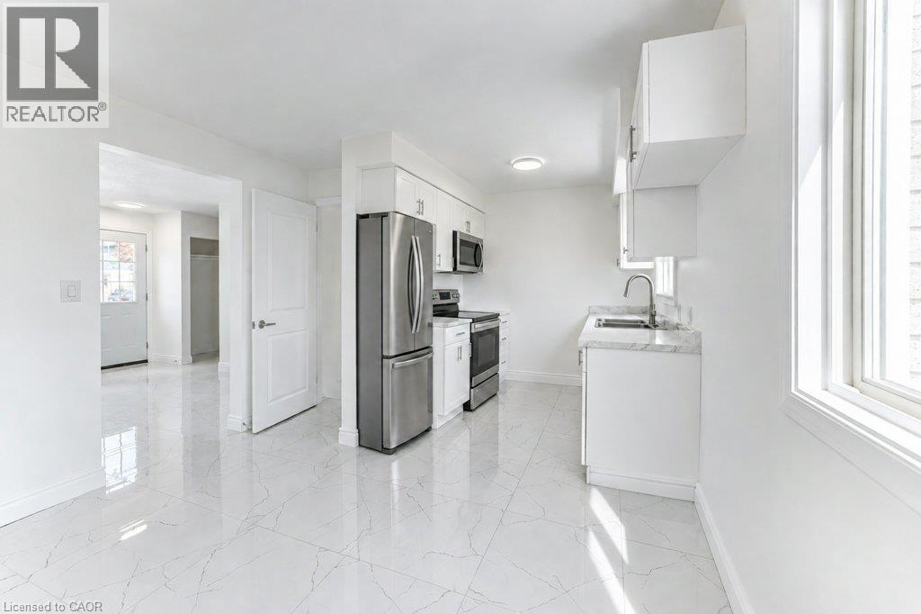 18 Winter Court, Cambridge, Ontario  N1R 6C6 - Photo 6 - 40866509
