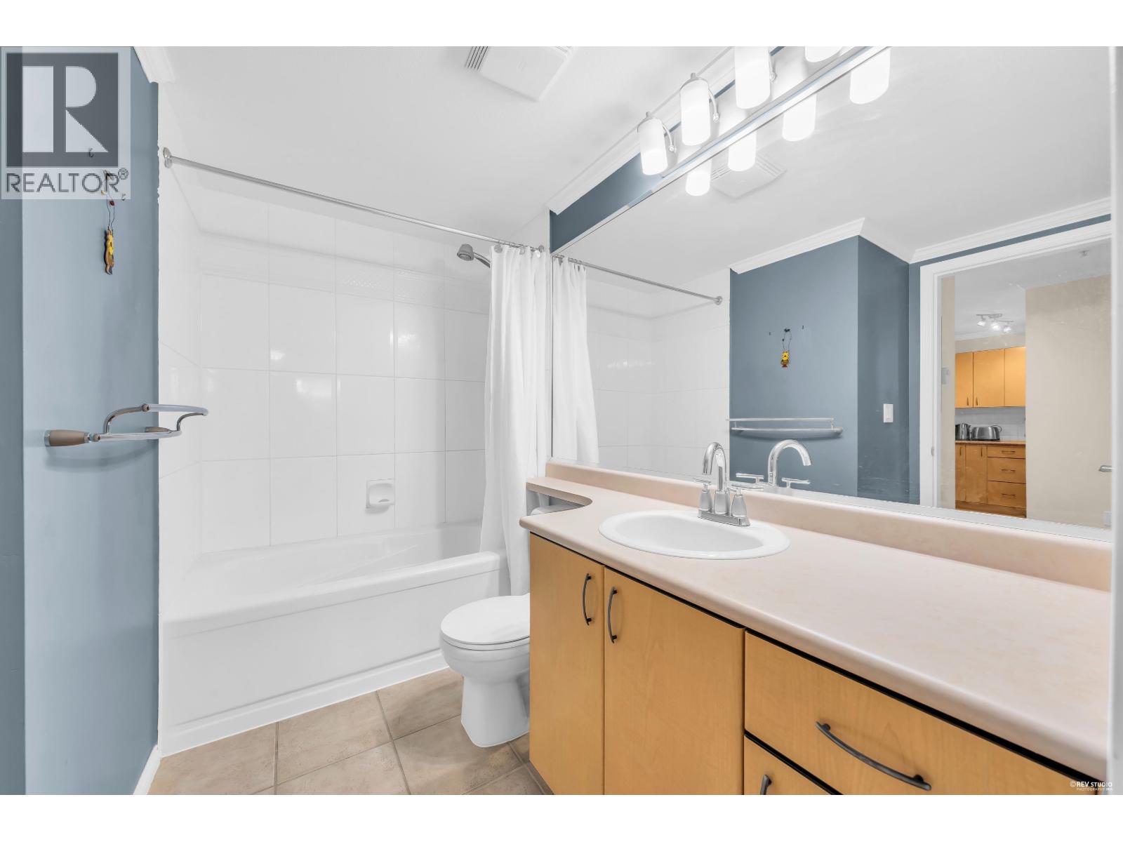 210 175 E 10th Street, North Vancouver, British Columbia  V7L 4W1 - Photo 16 - R3148179