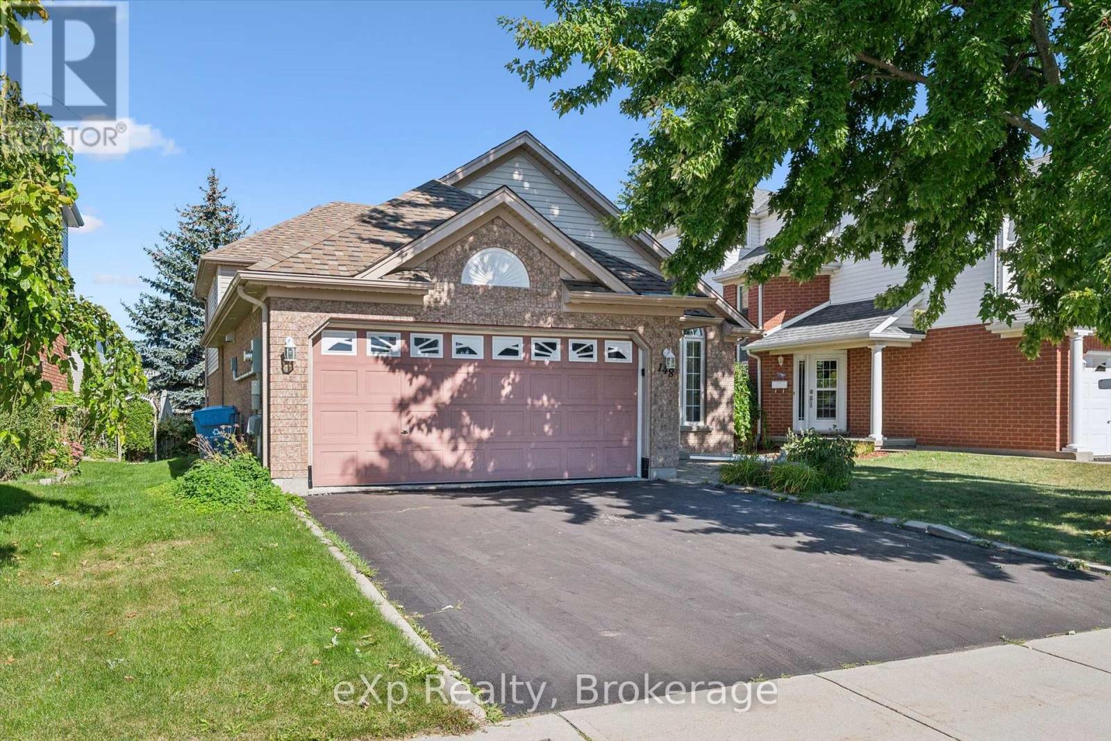 148 Clairfields Drive W, Guelph, Ontario  N1G 5A3 - Photo 1 - X13828440
