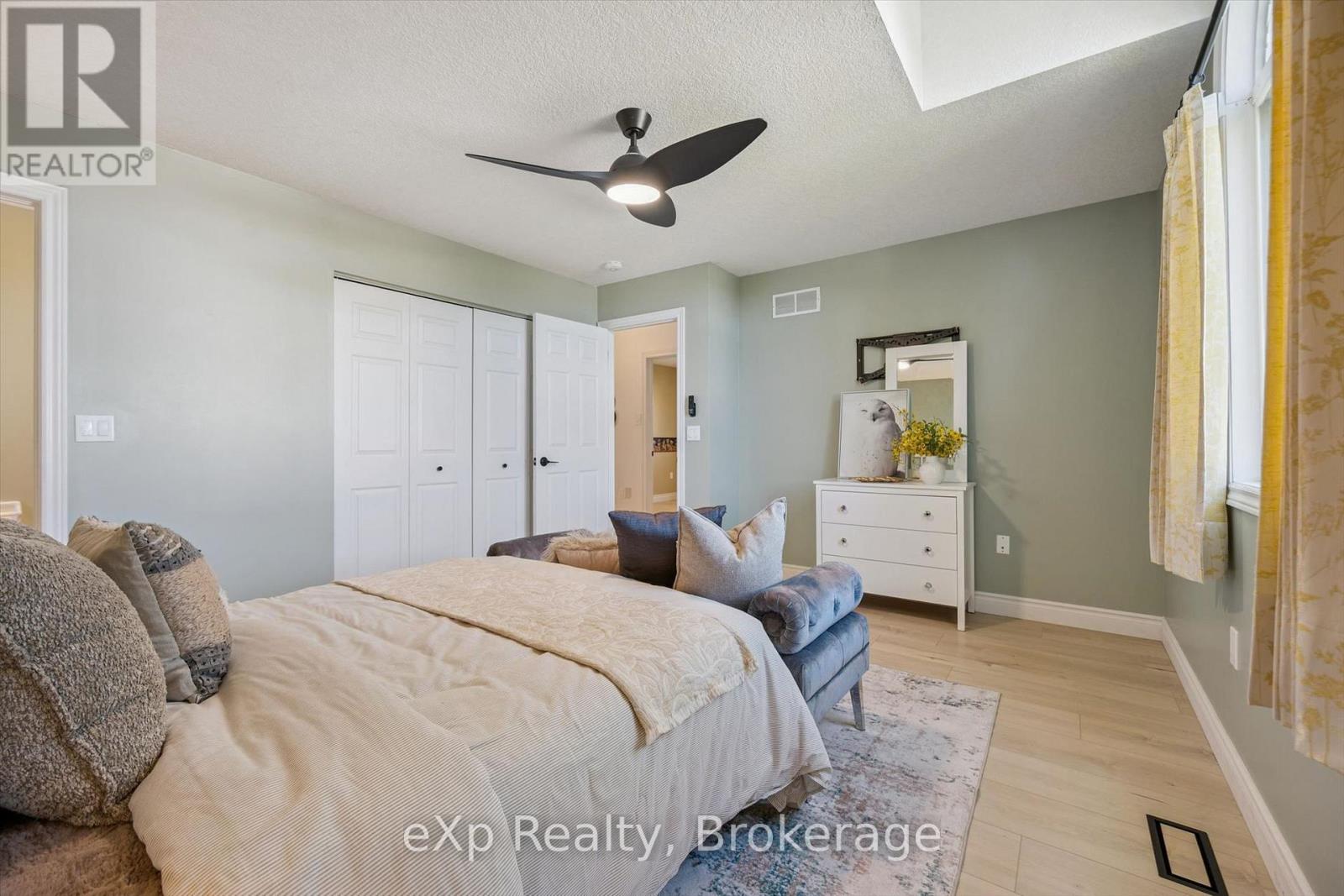 148 Clairfields Drive W, Guelph, Ontario  N1G 5A3 - Photo 21 - X13828440