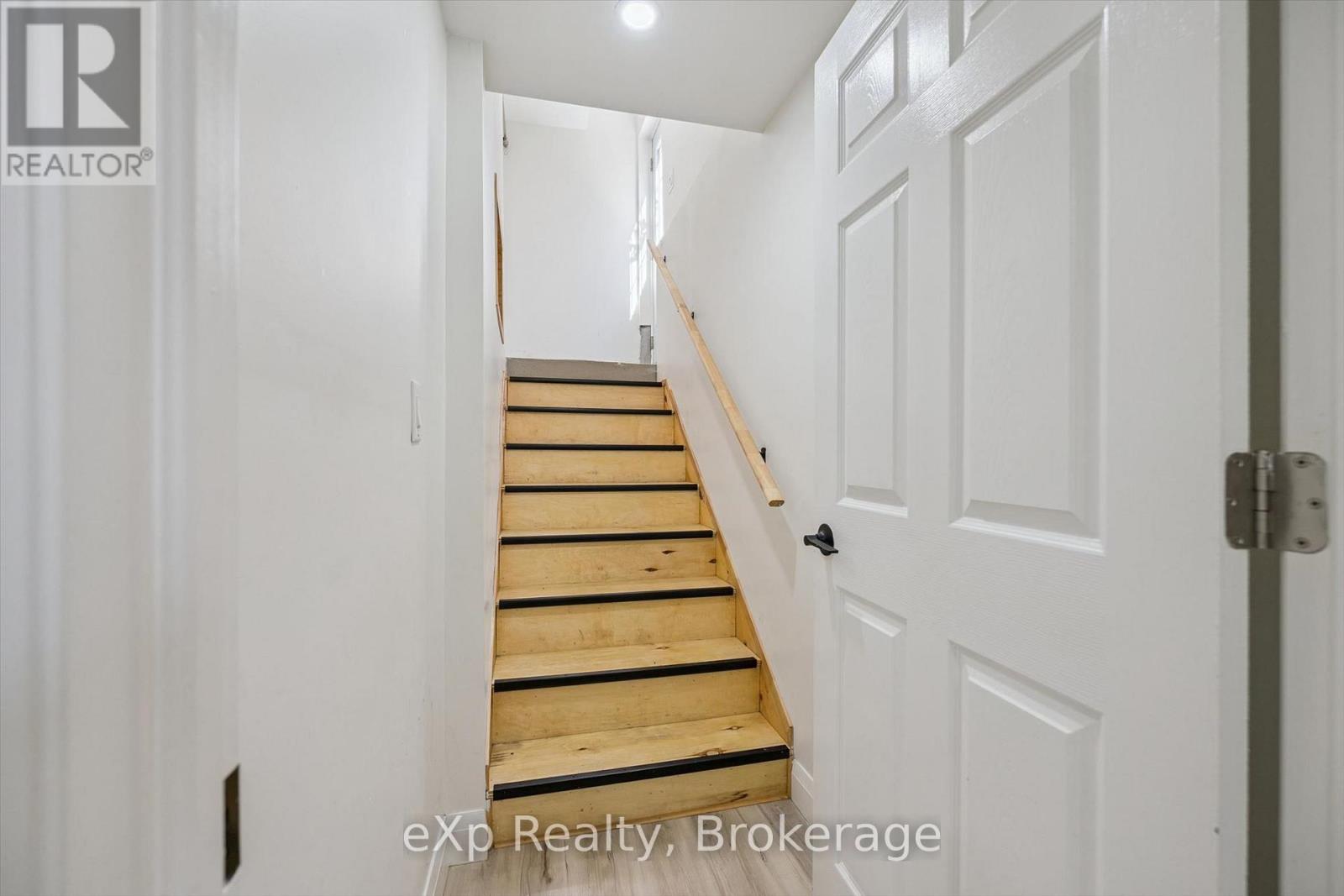 148 Clairfields Drive W, Guelph, Ontario  N1G 5A3 - Photo 28 - X13828440