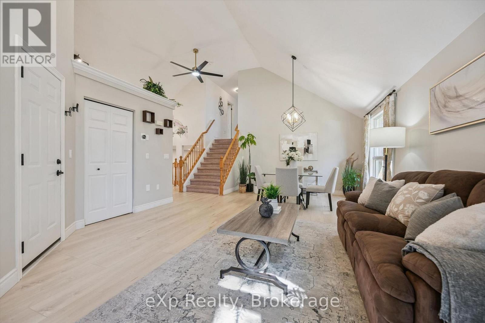 148 Clairfields Drive W, Guelph, Ontario  N1G 5A3 - Photo 7 - X13828440