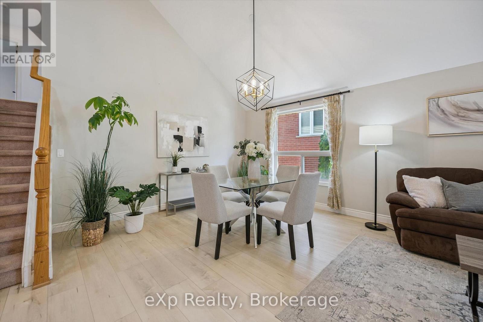 148 Clairfields Drive W, Guelph, Ontario  N1G 5A3 - Photo 8 - X13828440