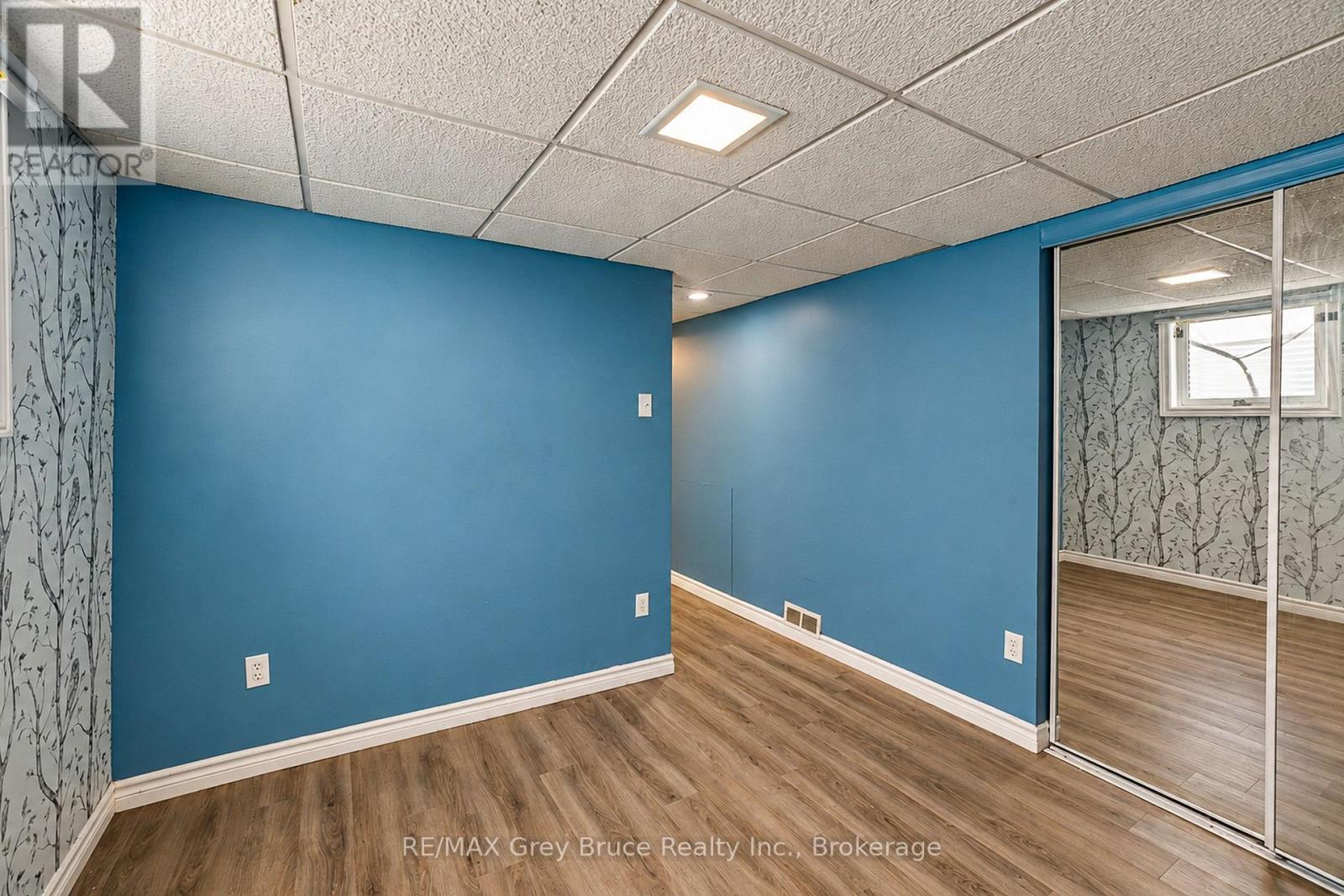 740 5th Street E, Owen Sound, Ontario  N4K 1E5 - Photo 29 - X13828476