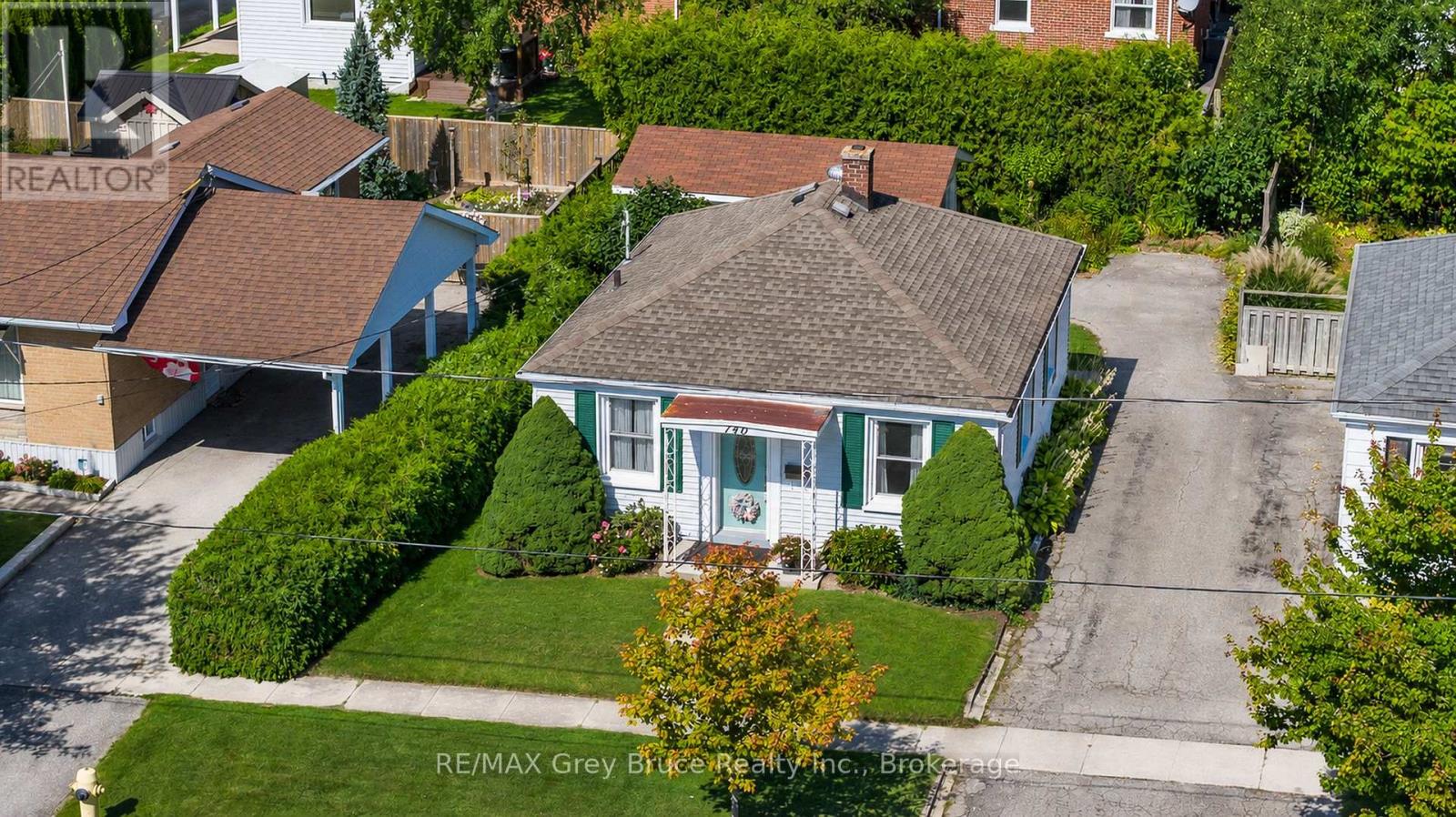 740 5th Street E, Owen Sound, Ontario  N4K 1E5 - Photo 3 - X13828476