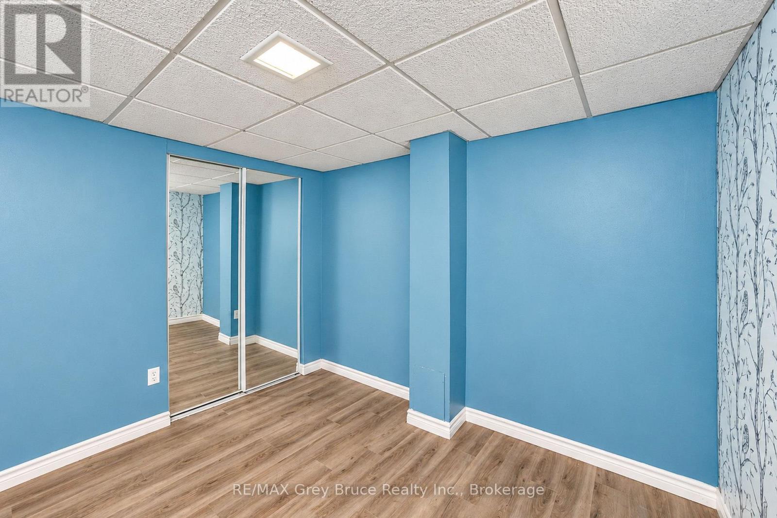 740 5th Street E, Owen Sound, Ontario  N4K 1E5 - Photo 30 - X13828476