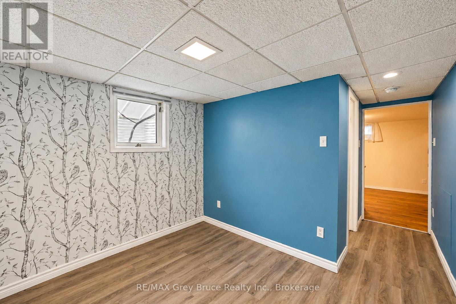 740 5th Street E, Owen Sound, Ontario  N4K 1E5 - Photo 31 - X13828476