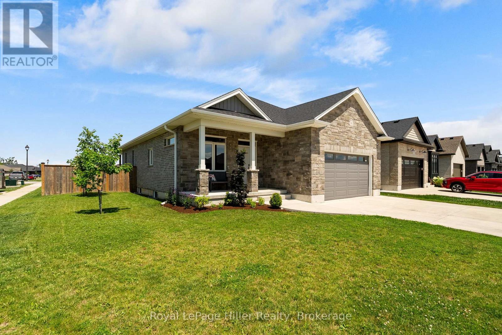91 Orr Street, Stratford, Ontario  N5A 0H7 - Photo 2 - X13828478
