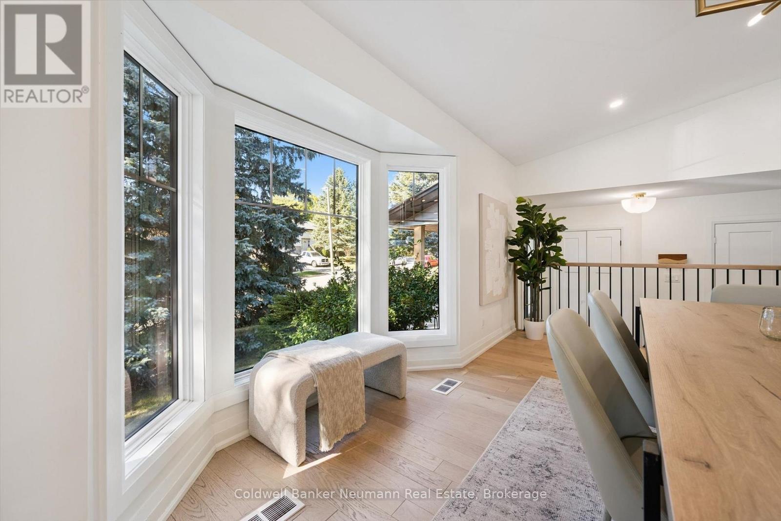 9 Sunrise Court, Guelph, Ontario  N1K 1J3 - Photo 8 - X13828502