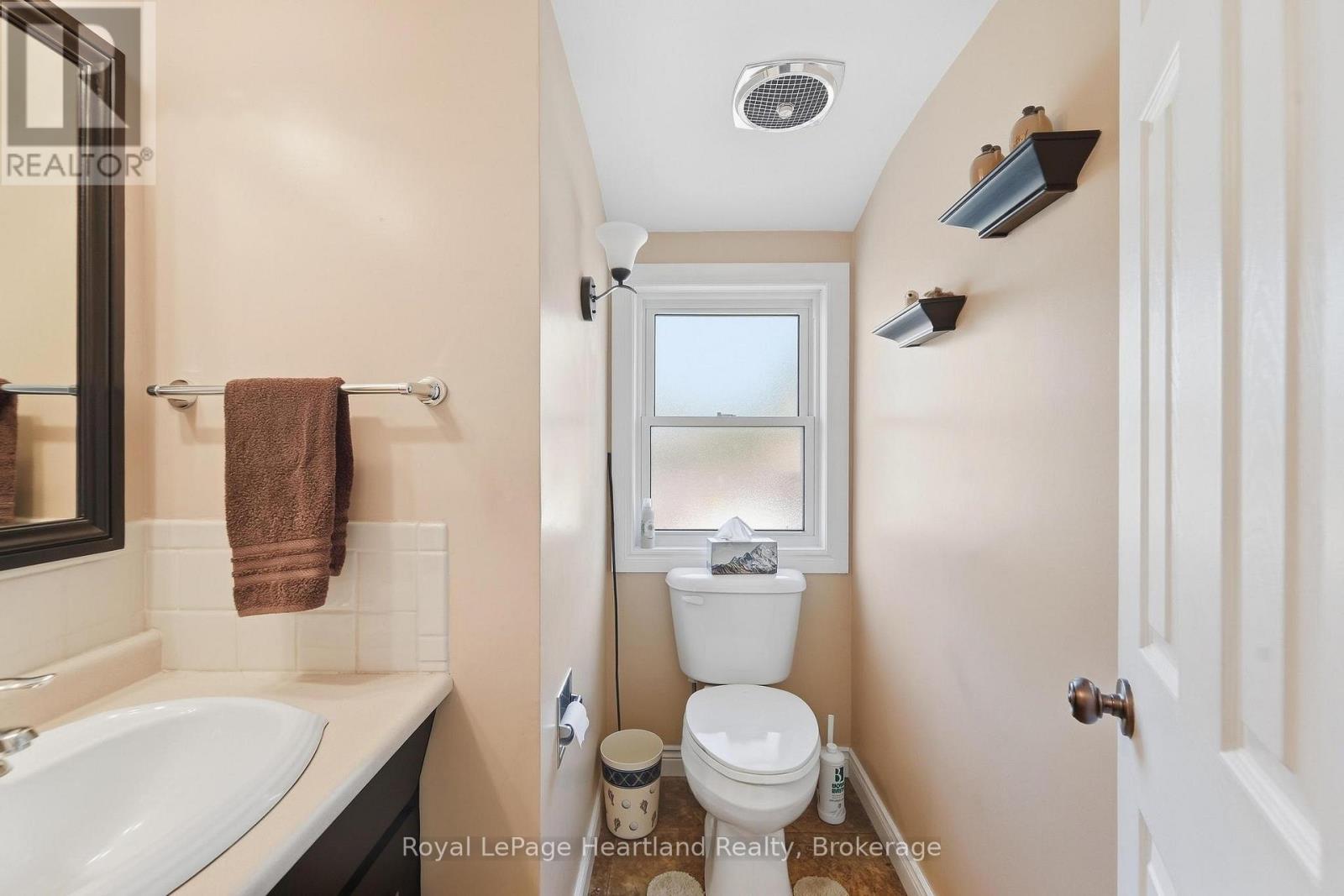 283 Albert Street, Central Huron, Ontario  N0M 1L0 - Photo 17 - X13828514
