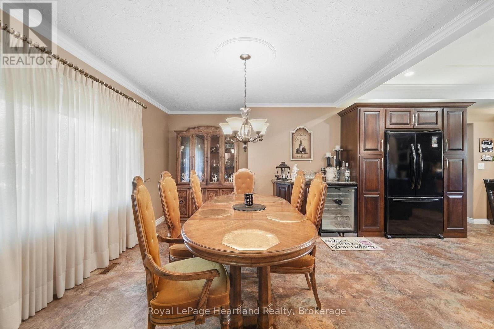 283 Albert Street, Central Huron, Ontario  N0M 1L0 - Photo 8 - X13828514