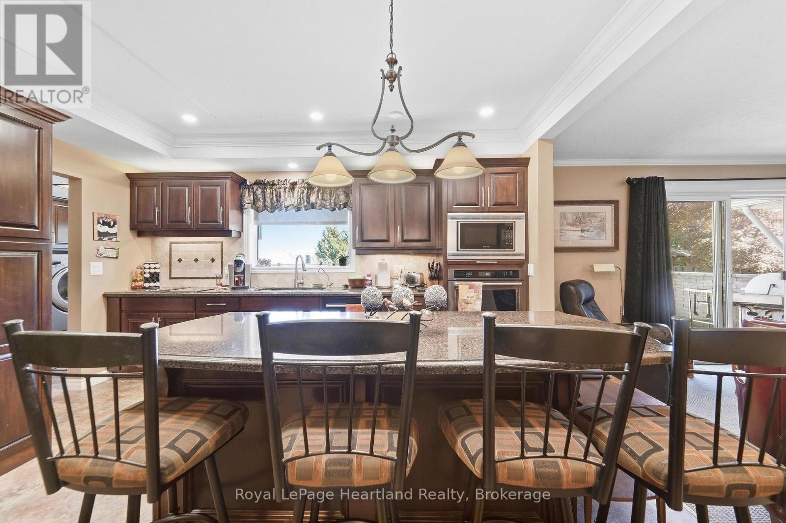 283 Albert Street, Central Huron, Ontario  N0M 1L0 - Photo 9 - X13828514