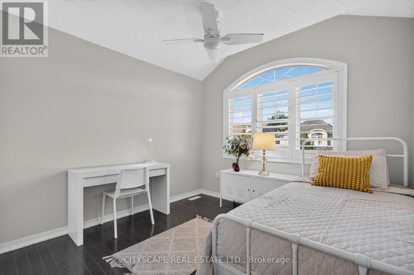 366 Montreal Circle, Hamilton, Ontario  L8E 0C7 - Photo 27 - X13828102