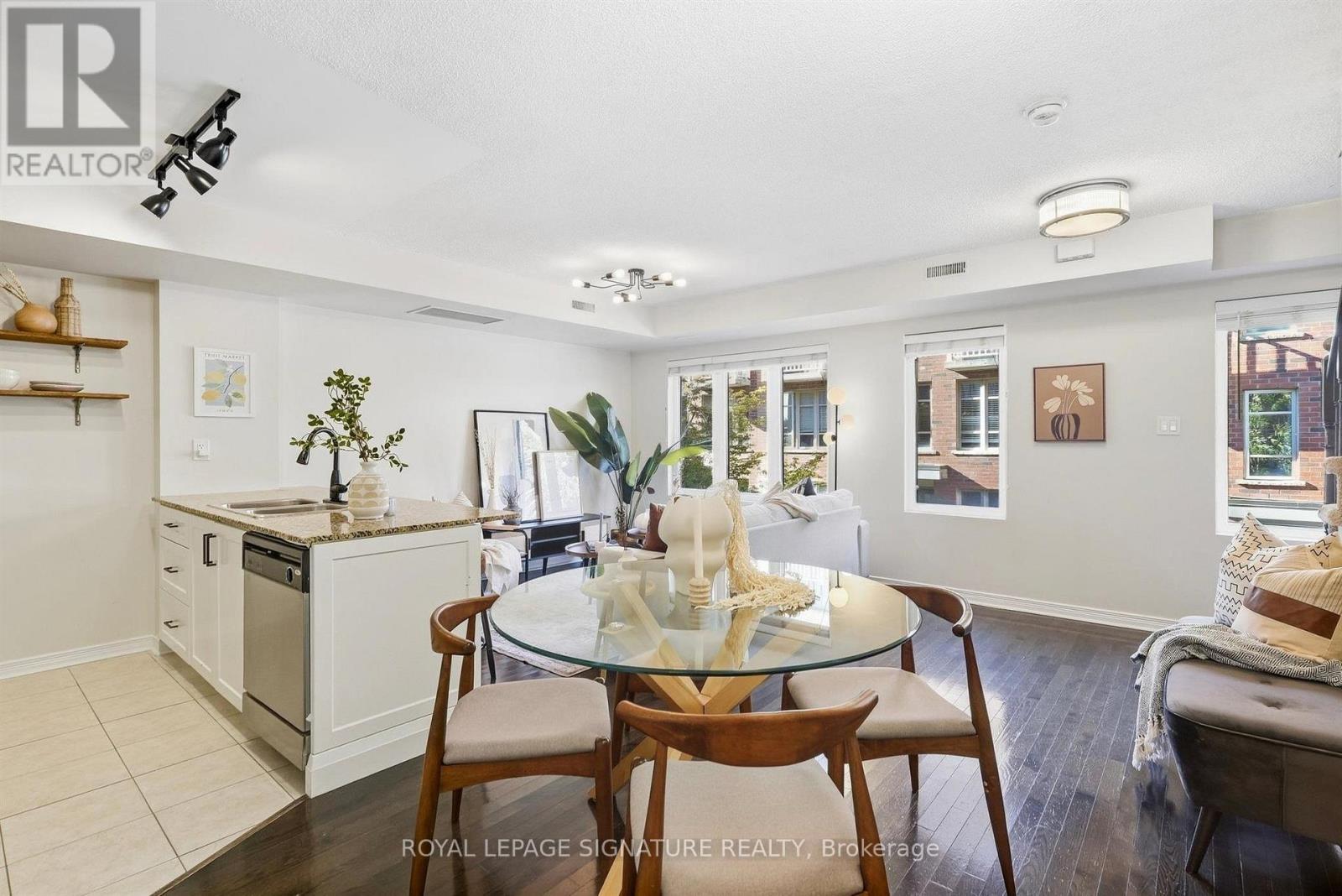225 - 11 Ruttan Street, Toronto, Ontario  M6P 0A1 - Photo 7 - C13828422