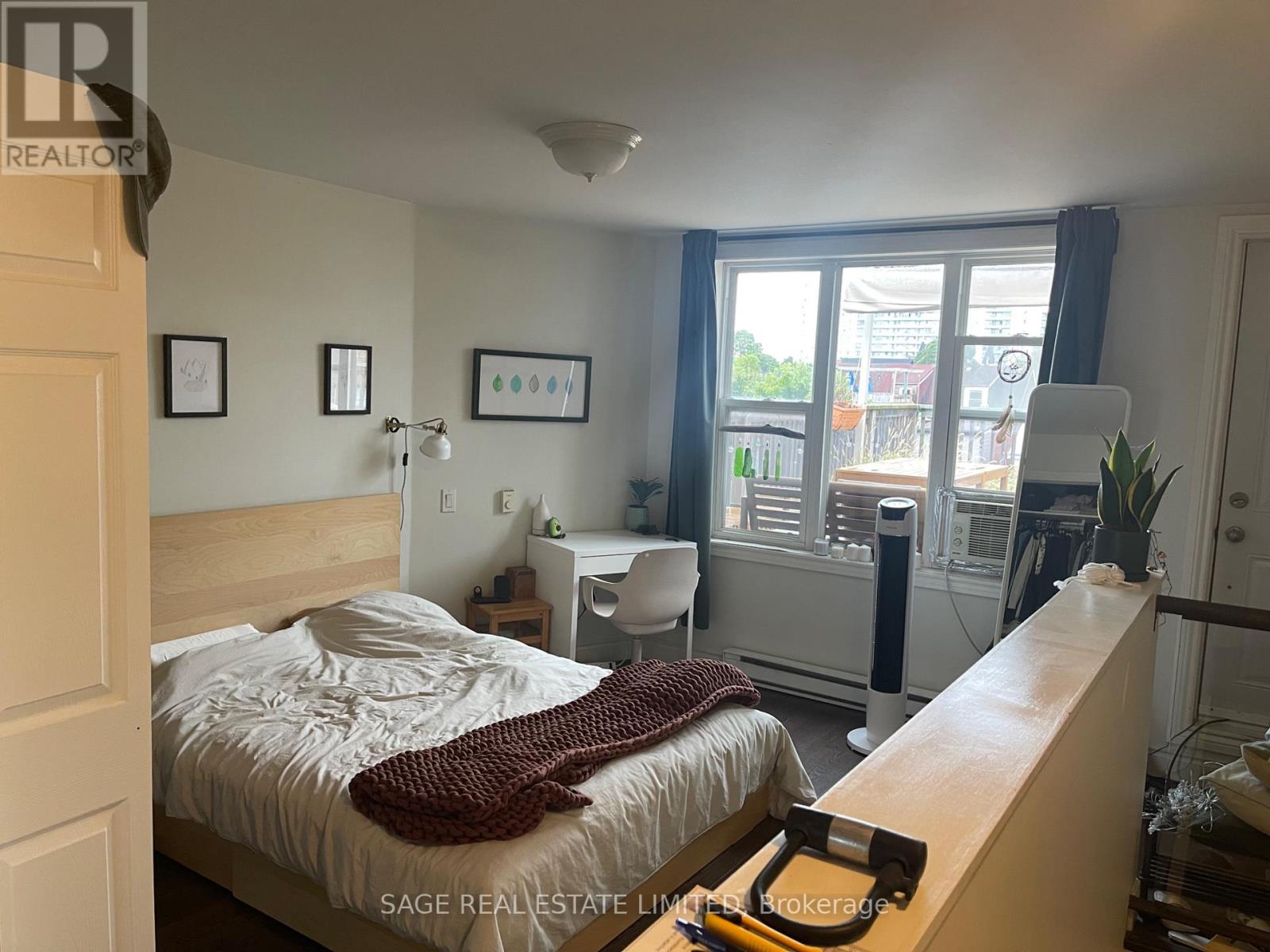 2nd Flr - 716 Ossington Avenue, Toronto, Ontario  M5G 3T7 - Photo 10 - C13828452