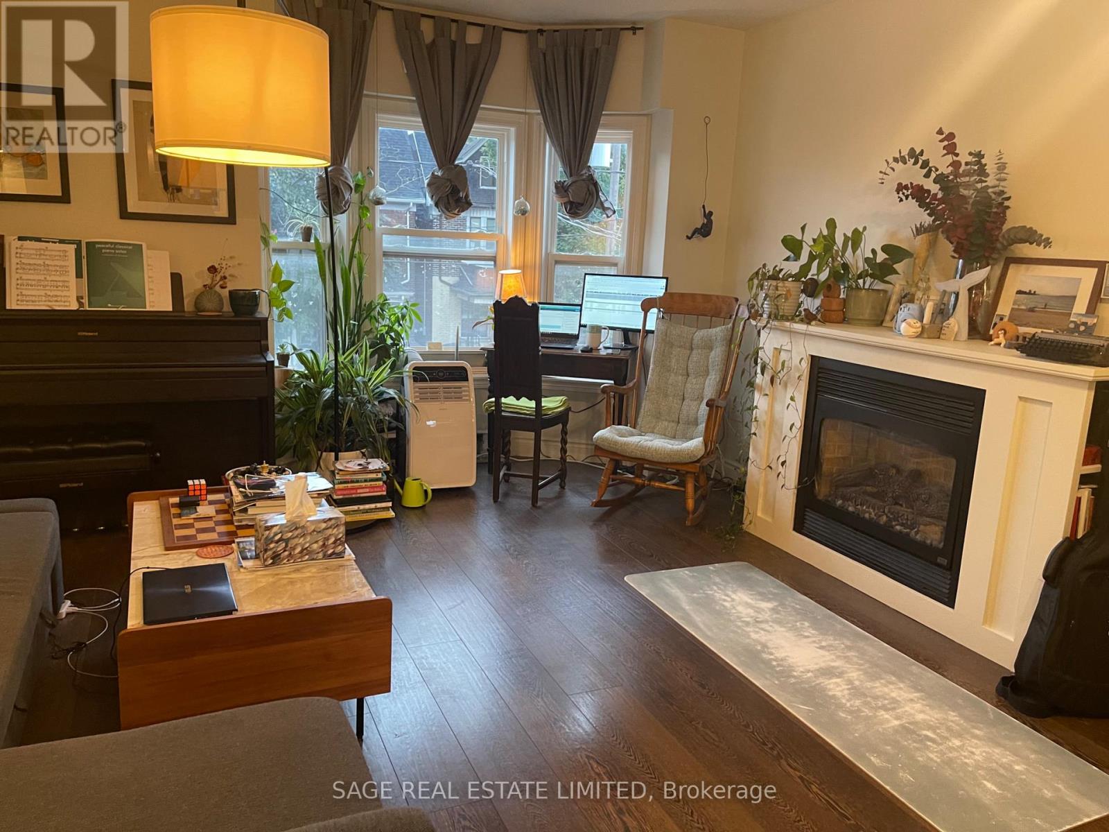 2nd Flr - 716 Ossington Avenue, Toronto, Ontario  M5G 3T7 - Photo 3 - C13828452