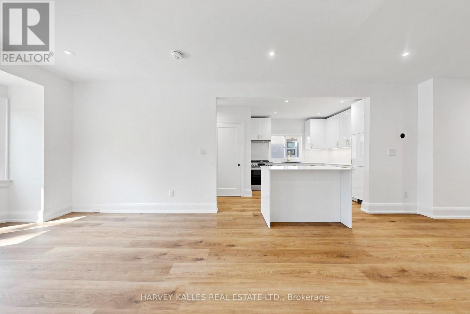 Main - 7 Tullis Drive, Toronto, Ontario  M4S 2E2 - Photo 13 - C13828580