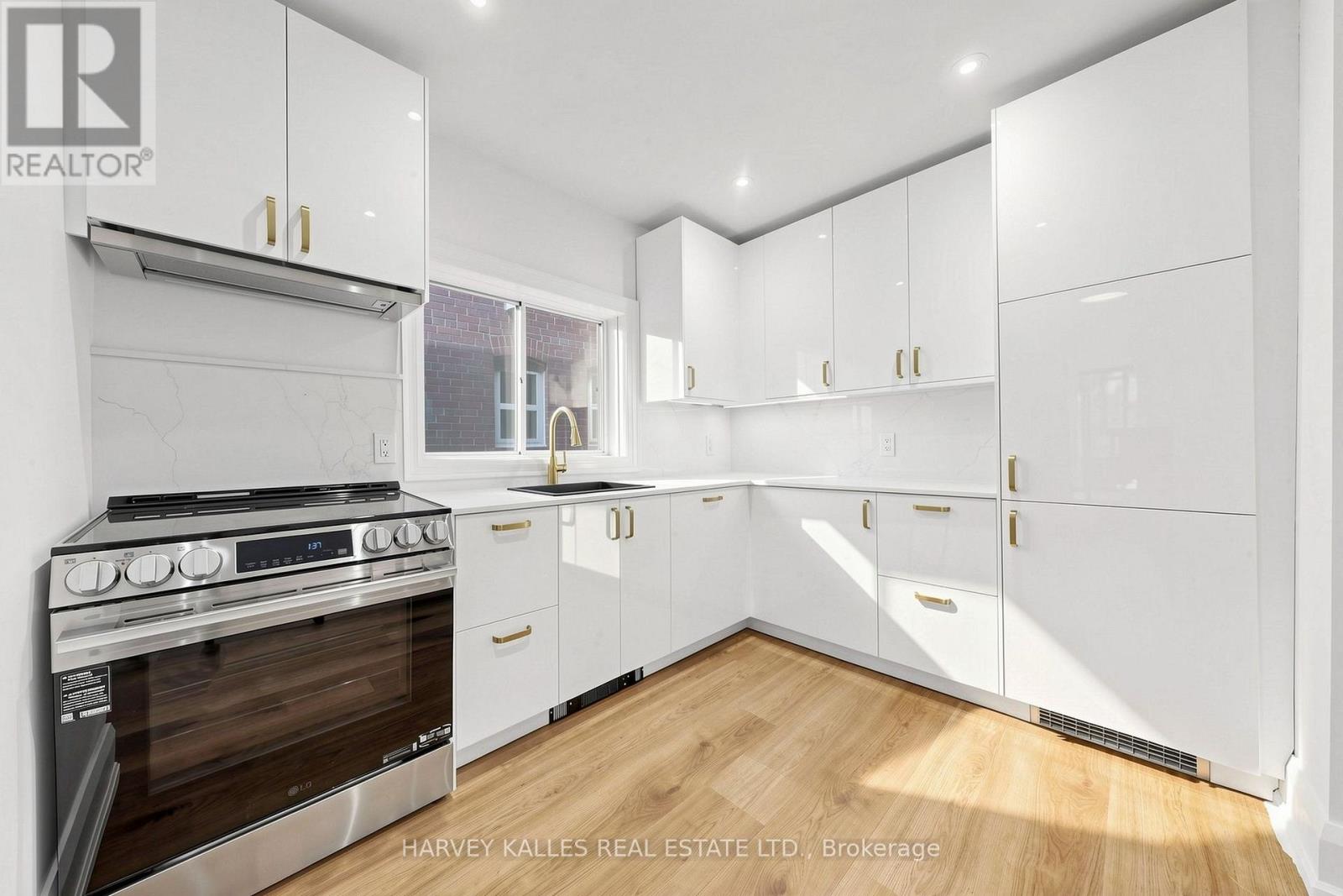 Main - 7 Tullis Drive, Toronto, Ontario  M4S 2E2 - Photo 17 - C13828580