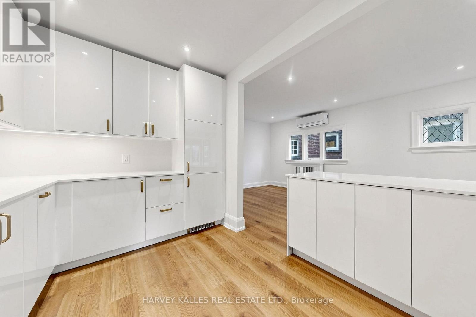 Main - 7 Tullis Drive, Toronto, Ontario  M4S 2E2 - Photo 18 - C13828580