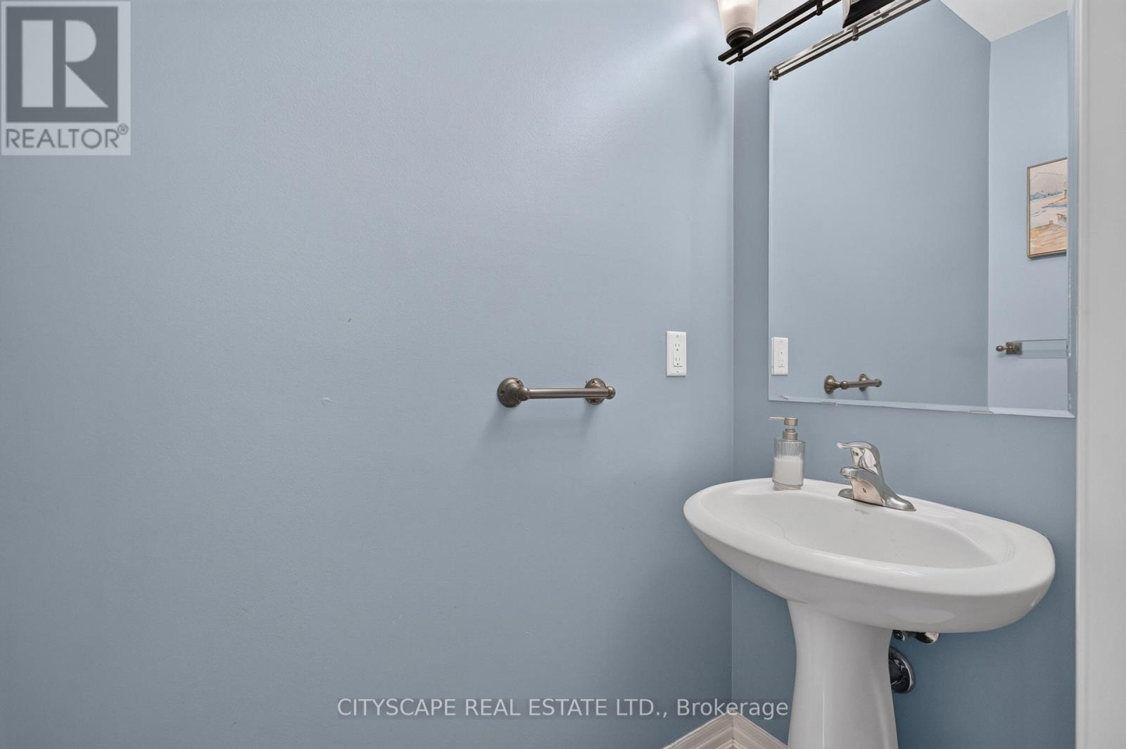 366 Montreal Circle, Hamilton, Ontario  L8E 0C7 - Photo 20 - X13828102