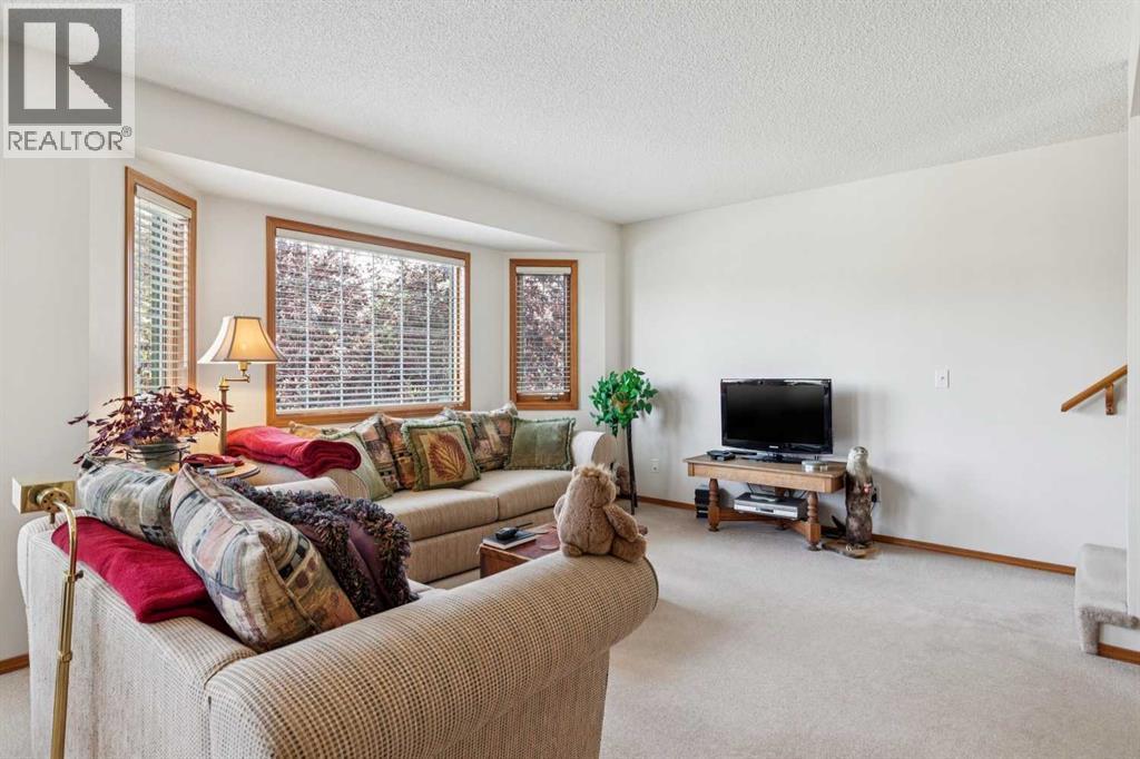 5 Prominence View Sw, Calgary, Alberta  T3H 3M8 - Photo 21 - A2348063