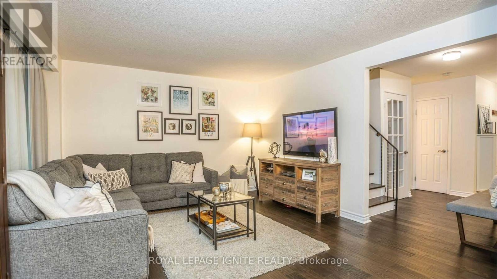 563 Berwick Crescent, Oshawa, Ontario L1J 3E6 - Photo 6 - E13828432