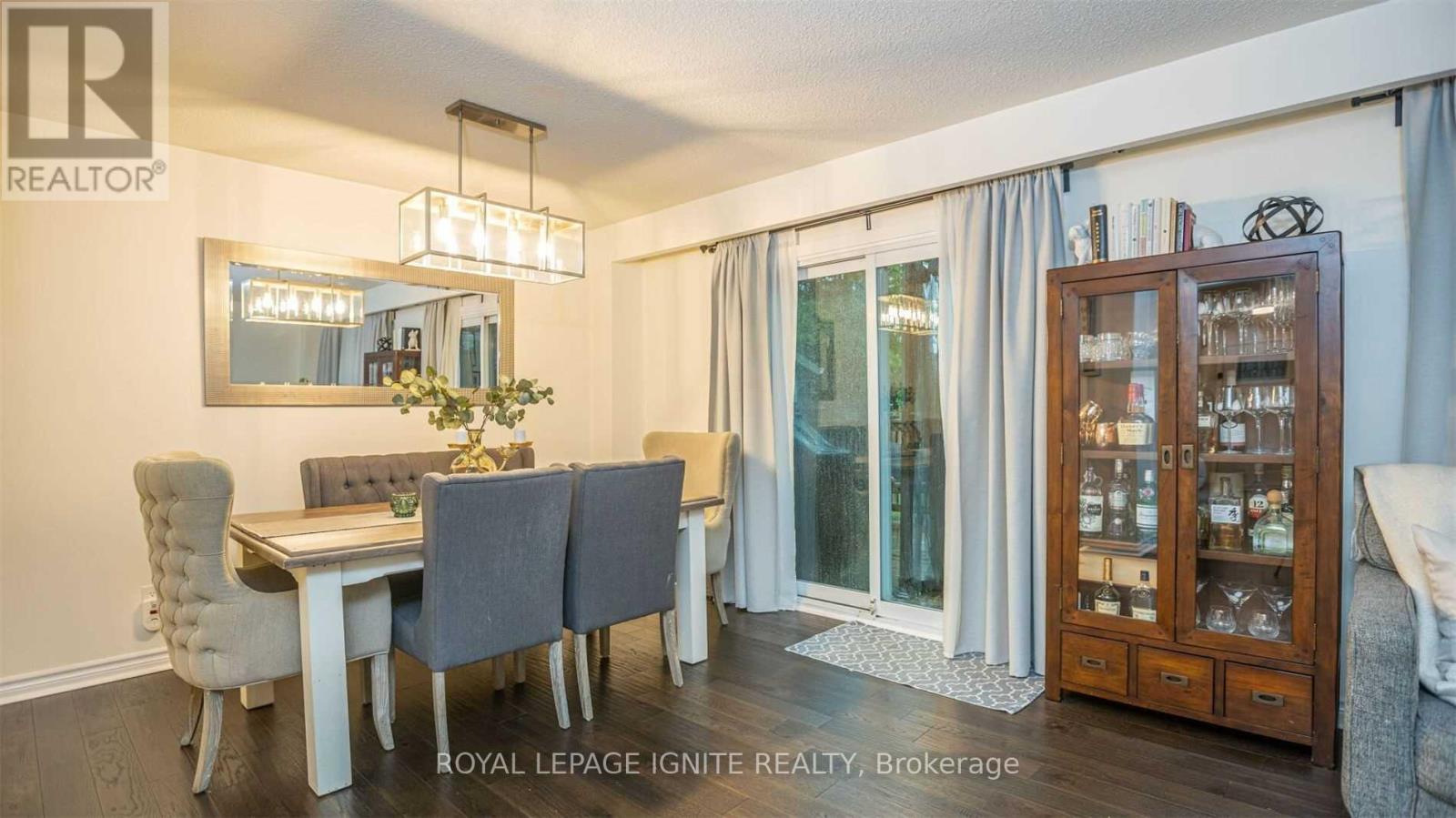 563 Berwick Crescent, Oshawa, Ontario L1J 3E6 - Photo 7 - E13828432