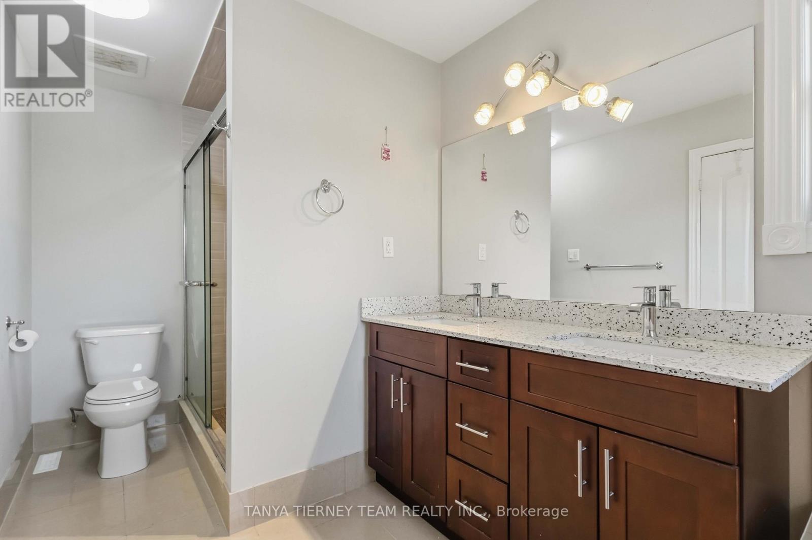 11 Hunter Drive, Ajax, Ontario  L1T 3M9 - Photo 28 - E13828528